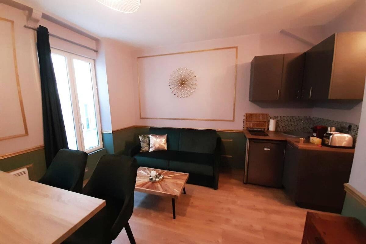 Guernica Apartment Paris Montmartre Zimmer foto